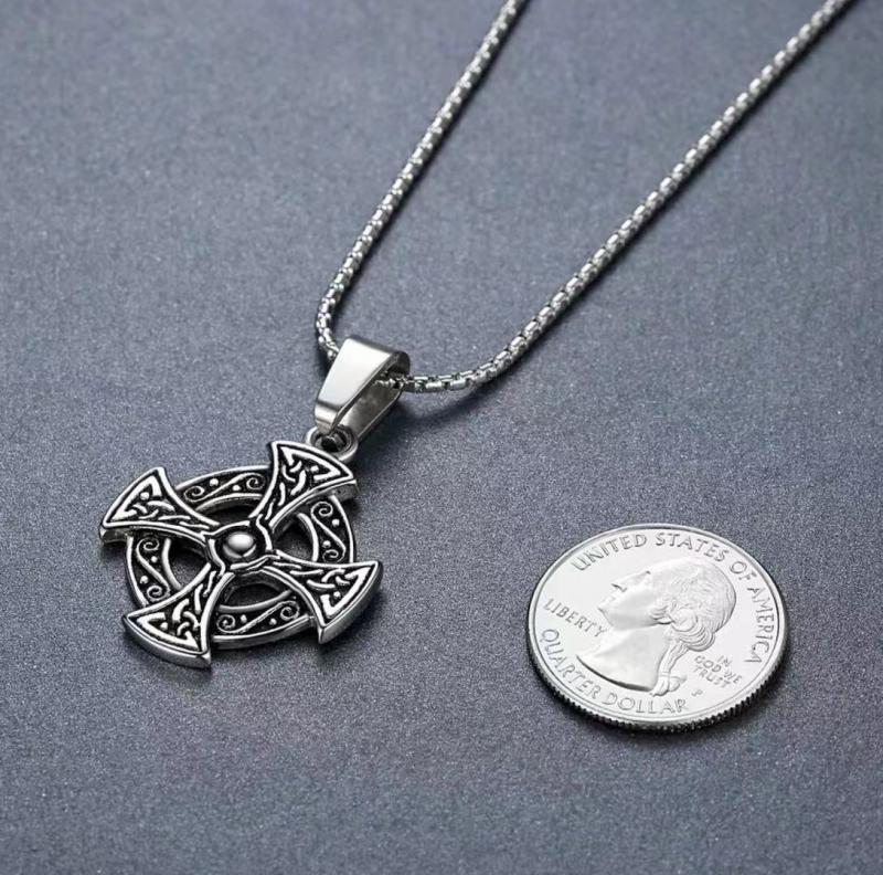 Collier Viking Croix Celtic Knot | Valhalla