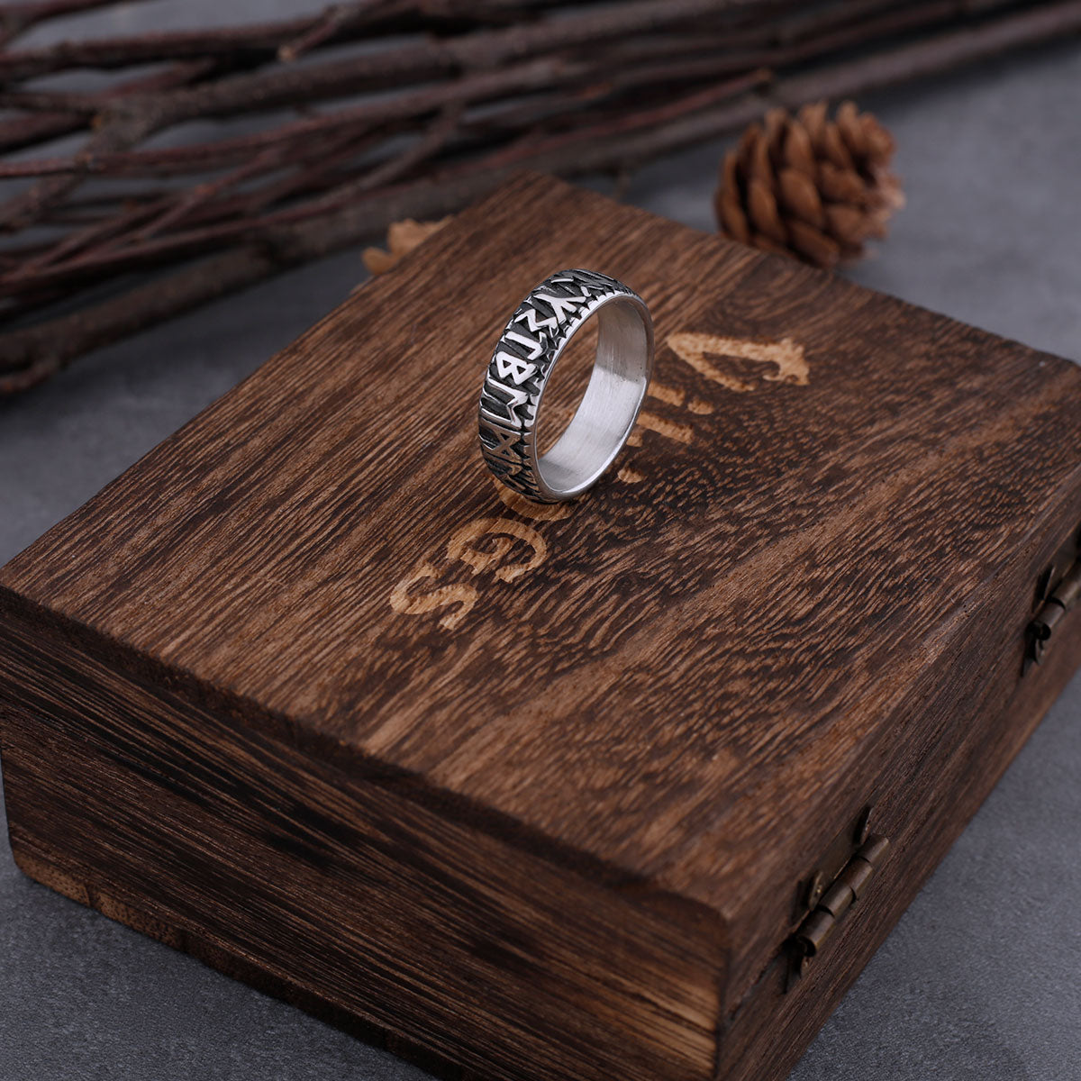 Bague de Viking Alphabet le Futhark | Valhalla