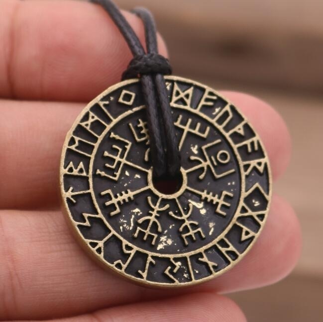 Collier Viking Vegvísir | Valhalla