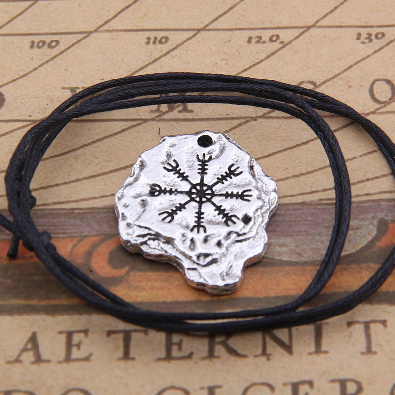 Collier Viking Vegvisir | Valhalla